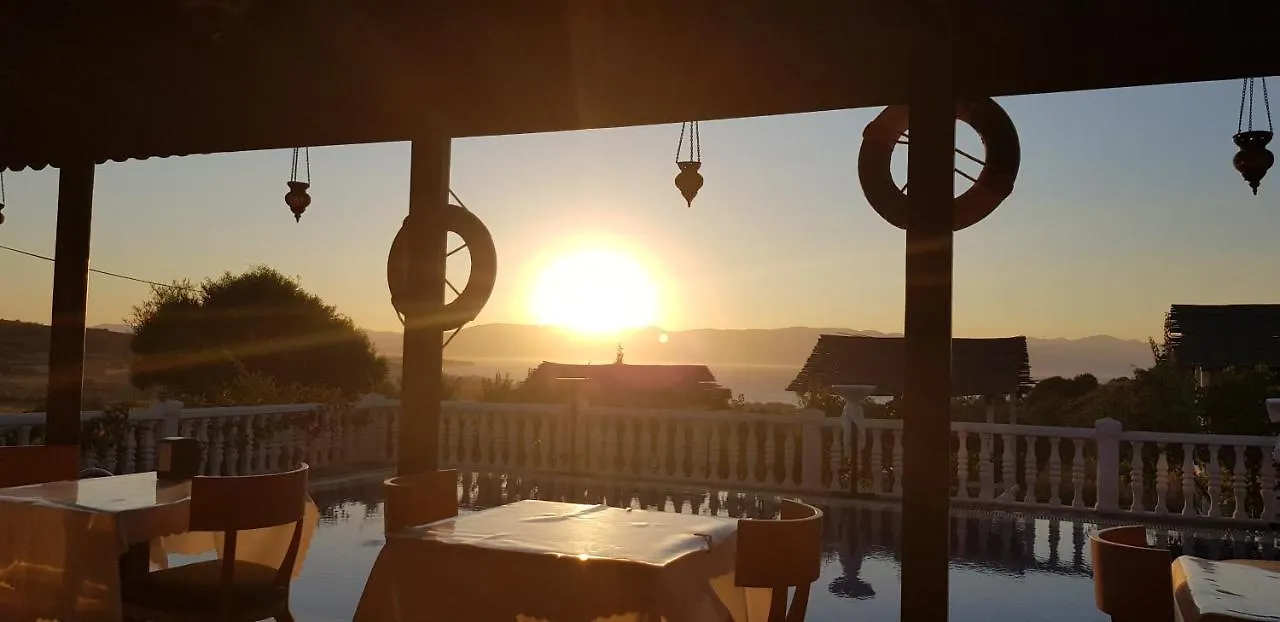 Ciftlik Hotel Çeşme