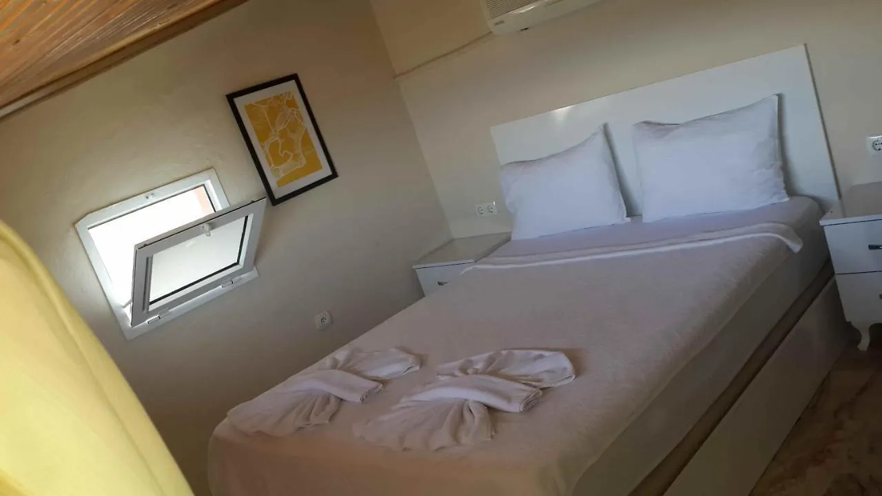 Ciftlik Hotel Çeşme 3*,  Türkiye