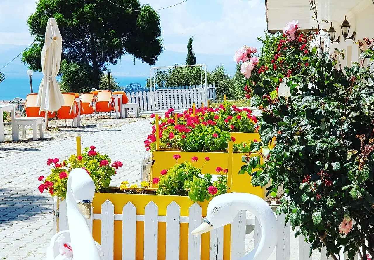 Ciftlik Hotel Çeşme