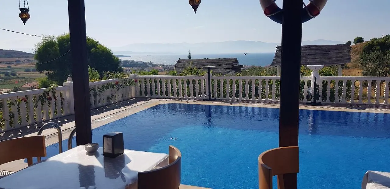 Ciftlik Hotel Çeşme